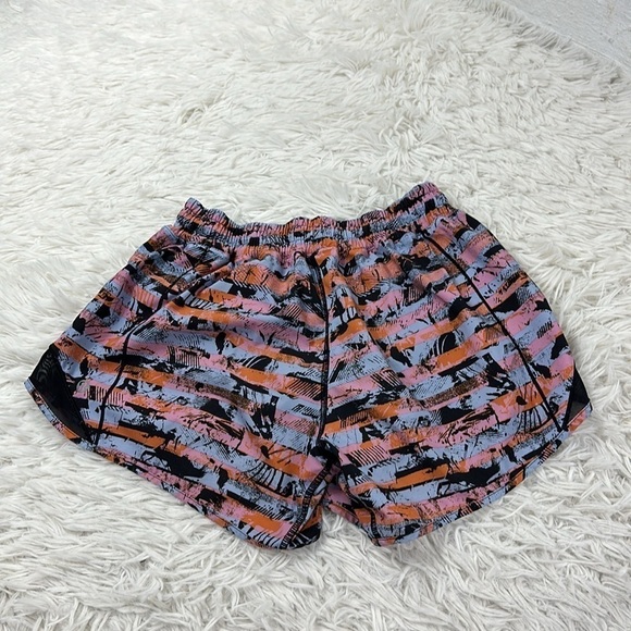 Lululemon Hotty Hot Short II *Long 4" Inversion Multi / Black - Picture 5 of 6